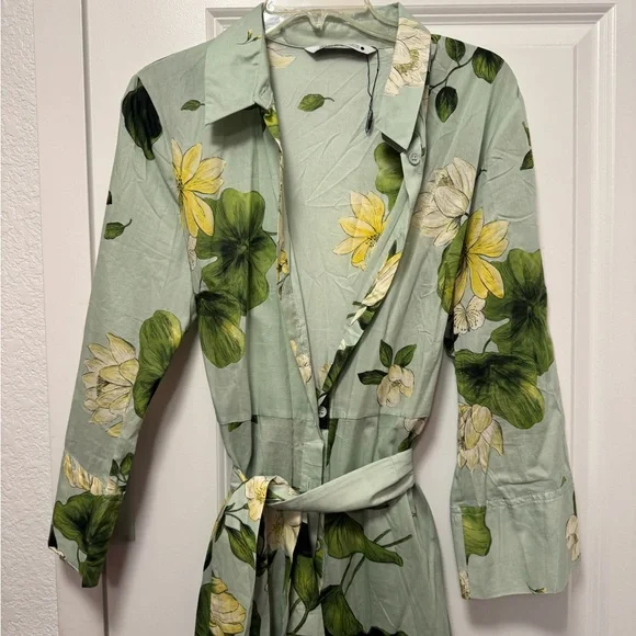 Zara Floral Dress - Picture 3 of 5